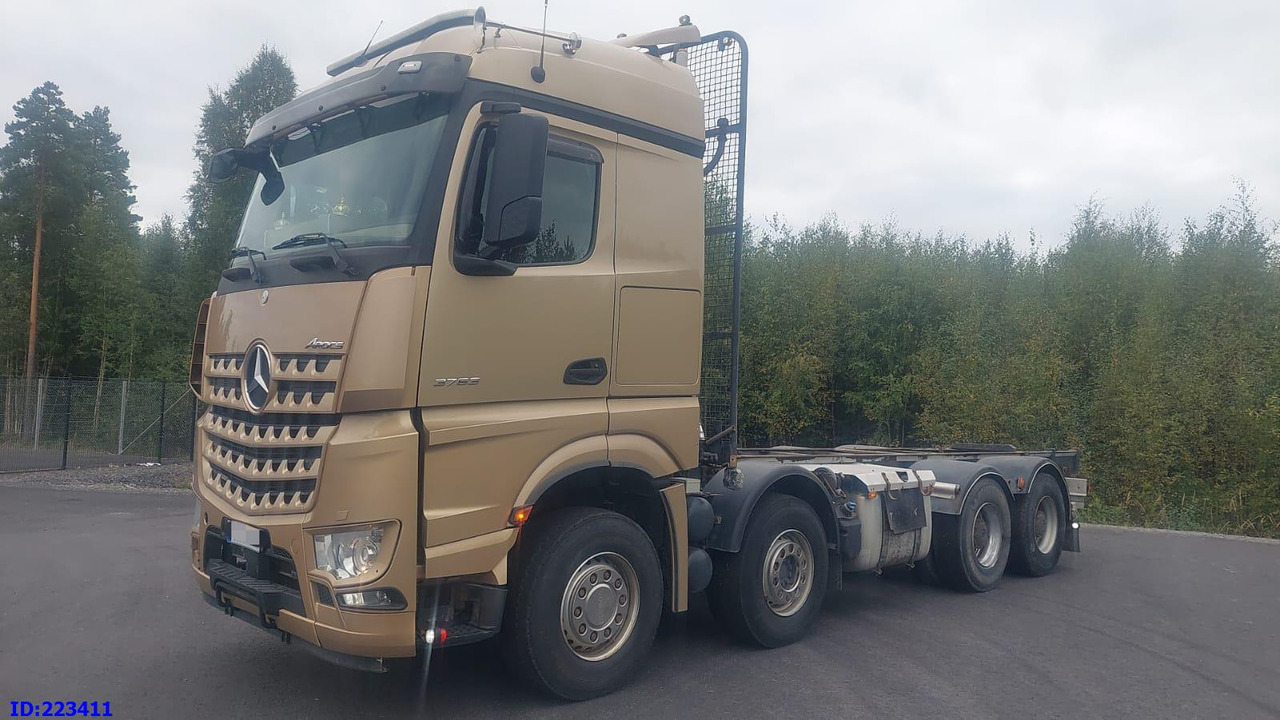 MERCEDES-BENZ Arocs 3763 8x4 Euro6 - Camión chasis: foto 1 MERCEDES-BENZ Arocs 3763 8x4 Euro6 - Camión chasis: foto 1