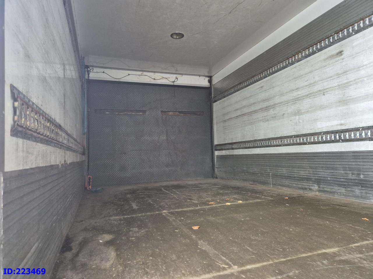 Camión caja cerrada MERCEDES-BENZ Atego 1524: foto 7 Camión caja cerrada MERCEDES-BENZ Atego 1524: foto 7