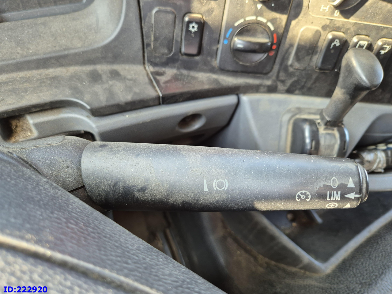 Camión frigorífico MERCEDES-BENZ Axor 1829 Manual + Tail lift: foto 20 Camión frigorífico MERCEDES-BENZ Axor 1829 Manual + Tail lift: foto 20