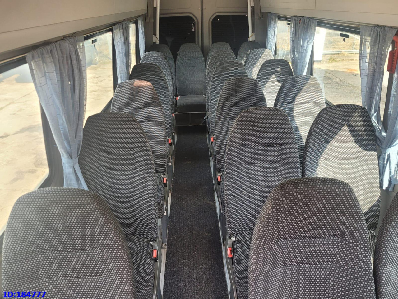 Minibús, Furgoneta de pasajeros MERCEDES-BENZ Sprinter 515 Transfer 20-seater: foto 18 Minibús, Furgoneta de pasajeros MERCEDES-BENZ Sprinter 515 Transfer 20-seater: foto 18