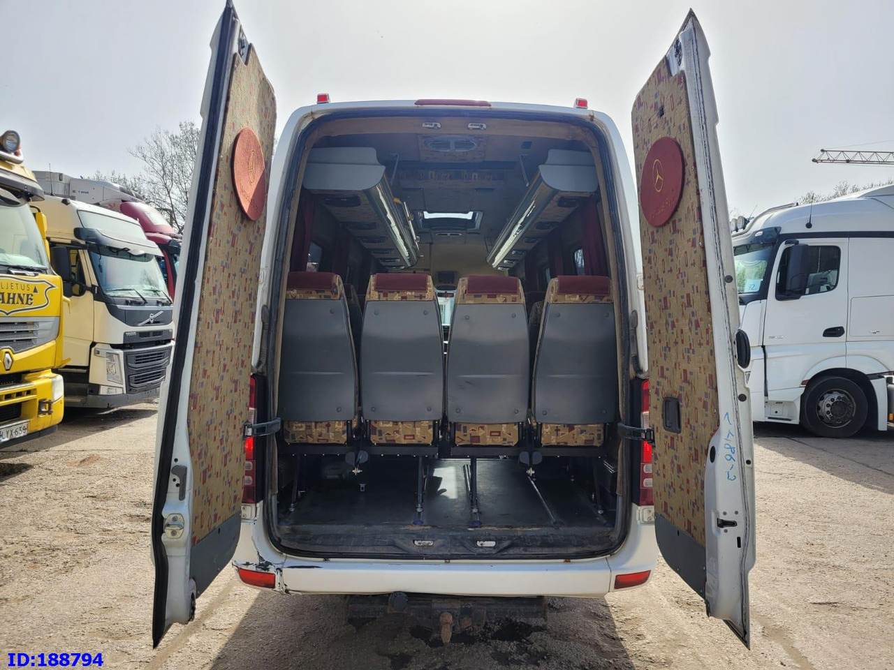 Minibús, Furgoneta de pasajeros MERCEDES-BENZ Sprinter 518 - Kasten VIP - 20 Seater: foto 6 Minibús, Furgoneta de pasajeros MERCEDES-BENZ Sprinter 518 - Kasten VIP - 20 Seater: foto 6