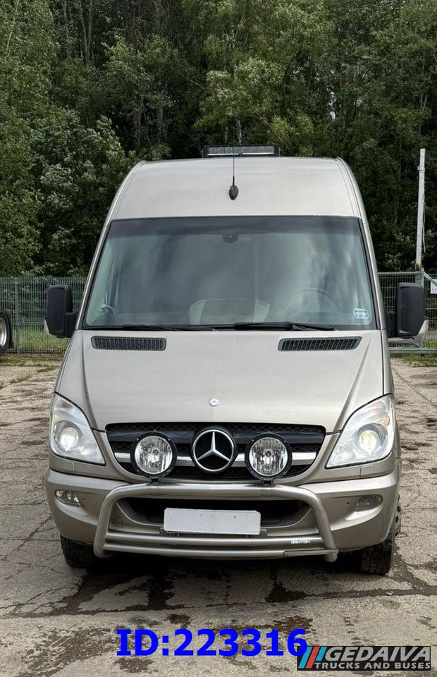 MERCEDES-BENZ Sprinter 519 VIP - 18 Seater - Euro 5 - Autocar: foto 2 MERCEDES-BENZ Sprinter 519 VIP - 18 Seater - Euro 5 - Autocar: foto 2