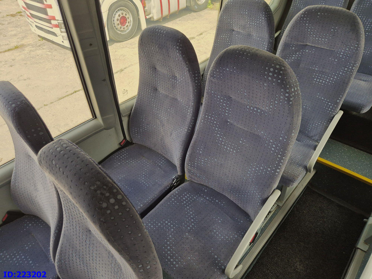 Minibús, Autocar MERCEDES-BENZ Sunrider 818D Vario 33 - Seater: foto 13