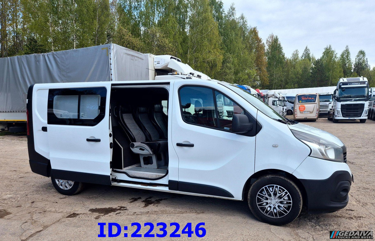 RENAULT Trafic Euro6 - Furgoneta combi: foto 4 RENAULT Trafic Euro6 - Furgoneta combi: foto 4