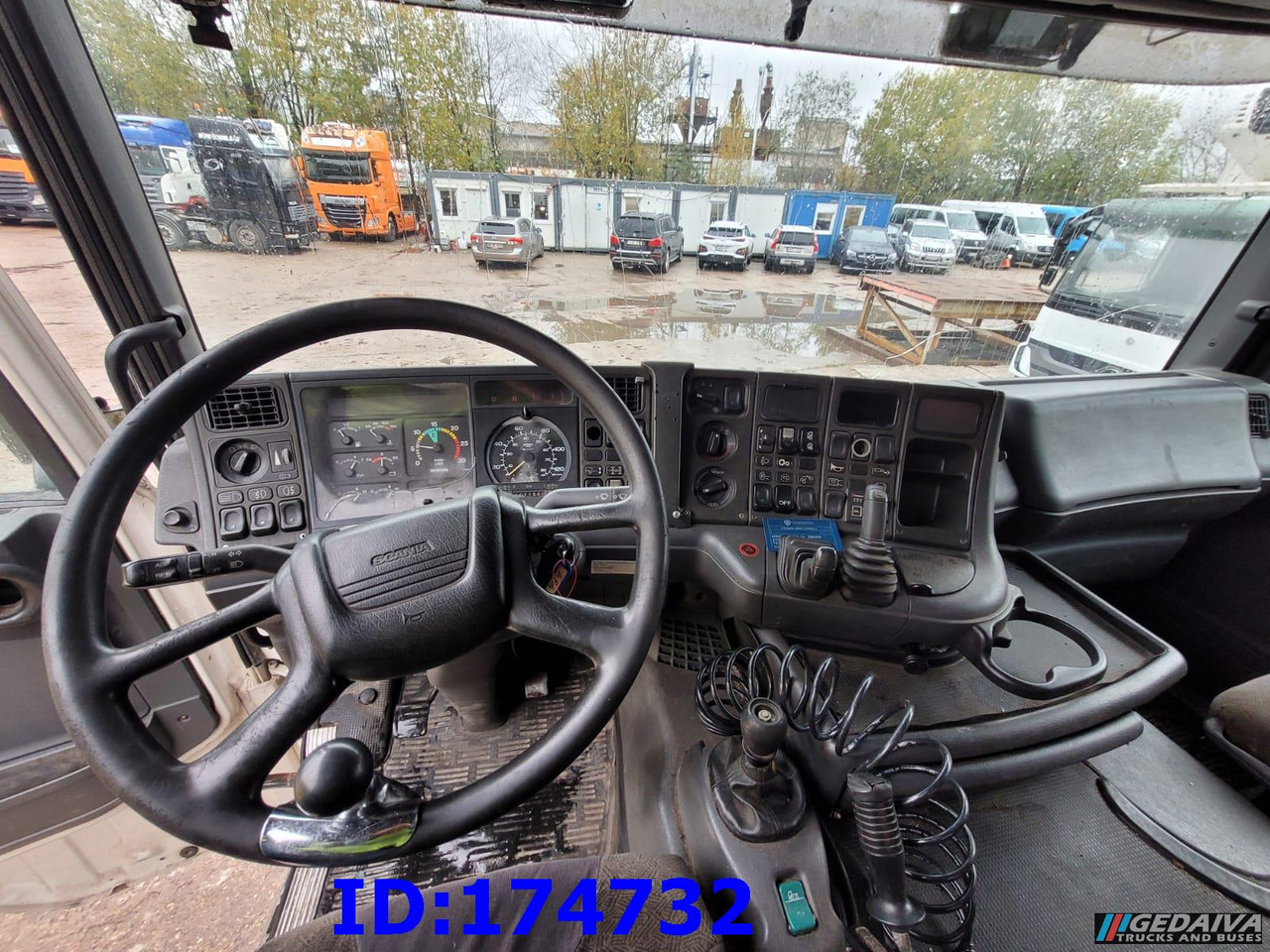 Camión con equipo de cable SCANIA 144 - 6x4 - Full Steel - Big Axles - 3 Pedals: foto 9