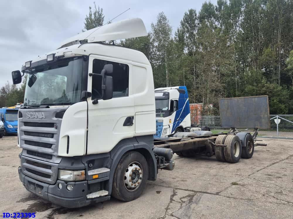 SCANIA R440 6X2 Steering axle (Motor defekt) - Camión chasis: foto 1 SCANIA R440 6X2 Steering axle (Motor defekt) - Camión chasis: foto 1