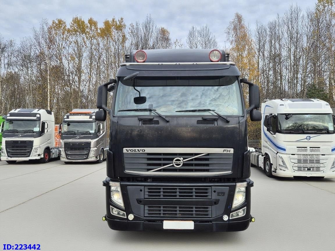 VOLVO FH13 480HP 6X2 - Camión caja cerrada: foto 2 VOLVO FH13 480HP 6X2 - Camión caja cerrada: foto 2