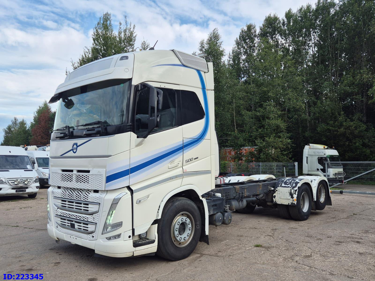 VOLVO FH13 500HP 6x2 10 tyre - New generation - Camión chasis: foto 1 VOLVO FH13 500HP 6x2 10 tyre - New generation - Camión chasis: foto 1