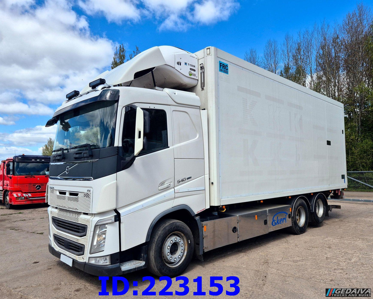 VOLVO FH13 540HP 6x2 FRC Thermoking - Camión frigorífico: foto 1 VOLVO FH13 540HP 6x2 FRC Thermoking - Camión frigorífico: foto 1