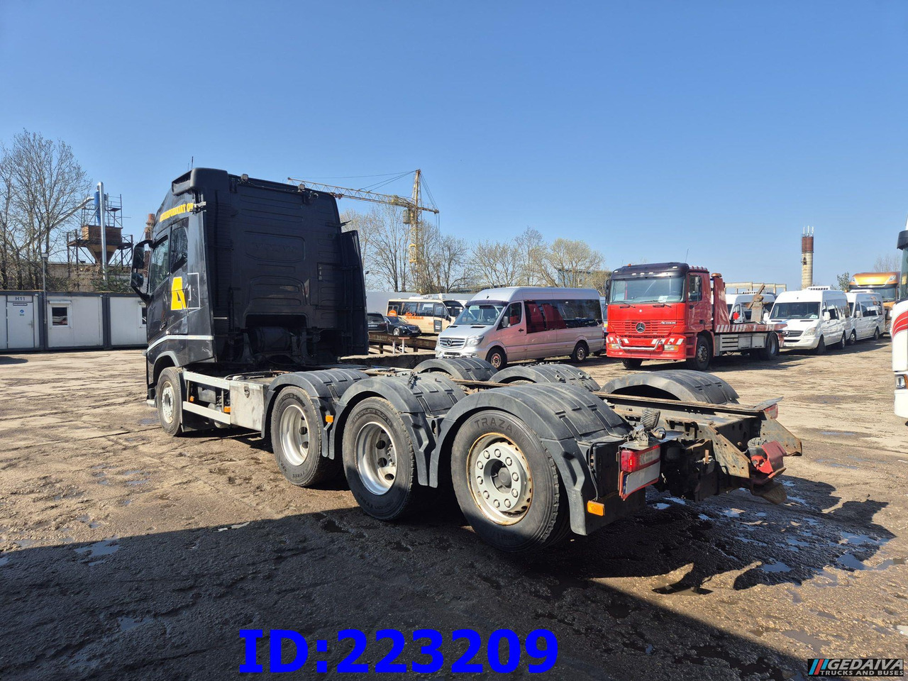 VOLVO FH16 750HP 8x4 Steering axle - Camión chasis: foto 5 VOLVO FH16 750HP 8x4 Steering axle - Camión chasis: foto 5