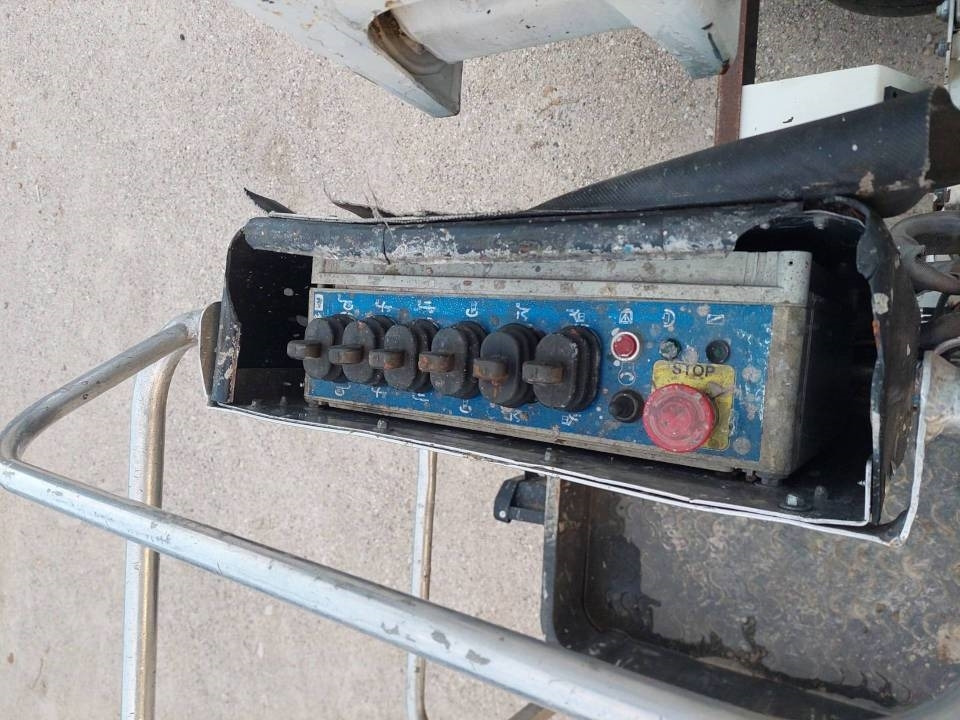 CTE ZED 21 J - Camión con plataforma elevadora: foto 5 CTE ZED 21 J - Camión con plataforma elevadora: foto 5