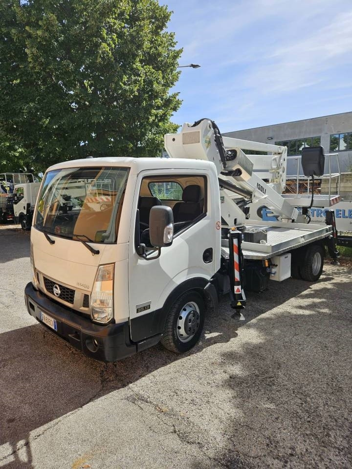 Isoli PNT 205 NH - Camión con plataforma elevadora: foto 3 Isoli PNT 205 NH - Camión con plataforma elevadora: foto 3