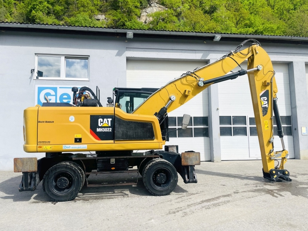 Caterpillar MH3022 (3993) - Manipulador de materiales: foto 2 Caterpillar MH3022 (3993) - Manipulador de materiales: foto 2