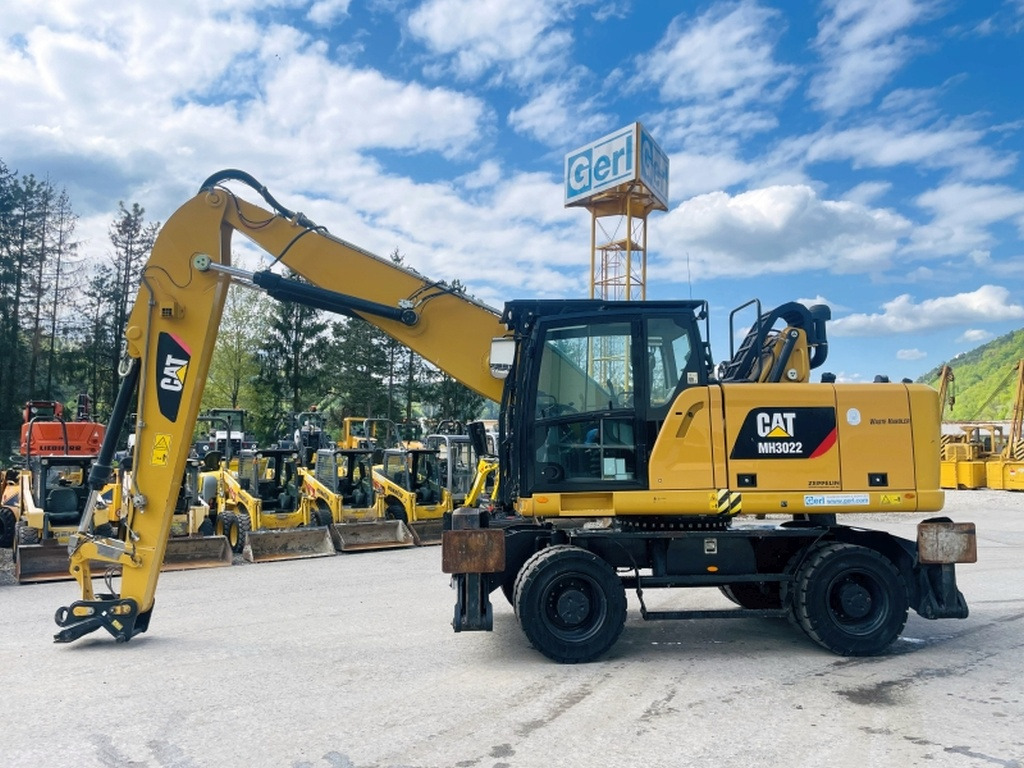Caterpillar MH3022 (3993) - Manipulador de materiales: foto 1 Caterpillar MH3022 (3993) - Manipulador de materiales: foto 1