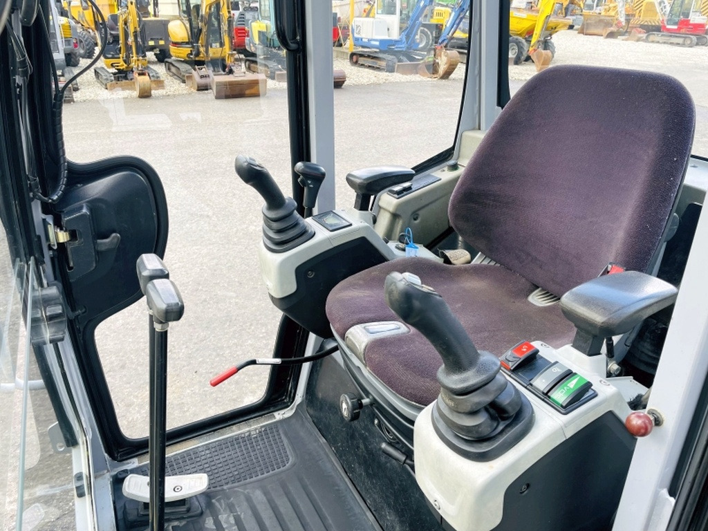 Neuson ET18 VDS (3950) - Miniexcavadora: foto 5 Neuson ET18 VDS (3950) - Miniexcavadora: foto 5