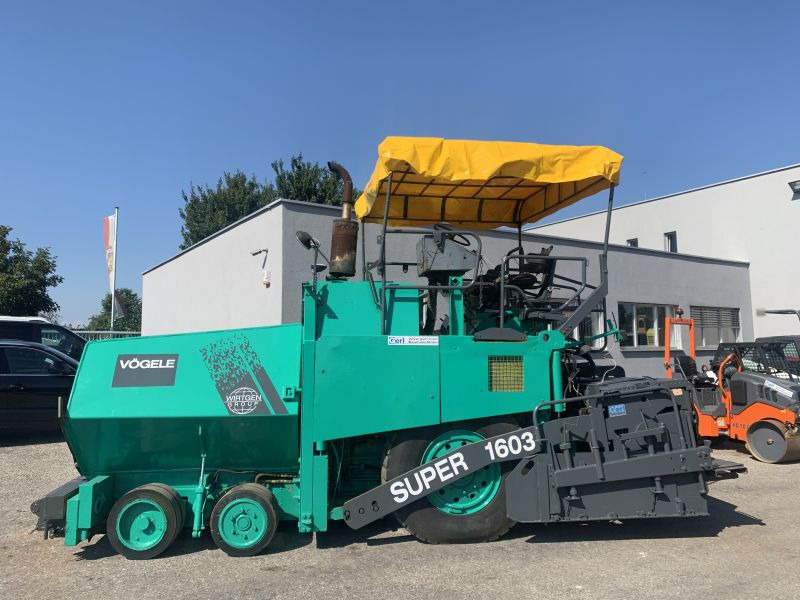 Vögele Super 1603, Typ. 6-83 (110321) - Pavimentadora de asfalto: foto 1 Vögele Super 1603, Typ. 6-83 (110321) - Pavimentadora de asfalto: foto 1
