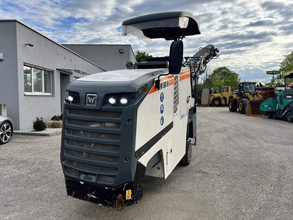 Wirtgen W 50 RI (111571) - Fresadora en frío: foto 4 Wirtgen W 50 RI (111571) - Fresadora en frío: foto 4