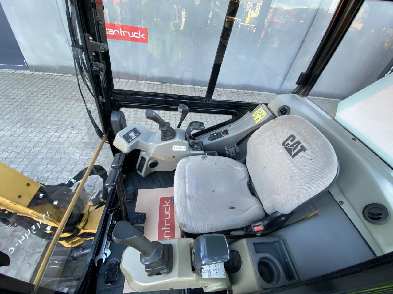 Caterpillar 301.8C - Miniexcavadora: foto 3 Caterpillar 301.8C - Miniexcavadora: foto 3