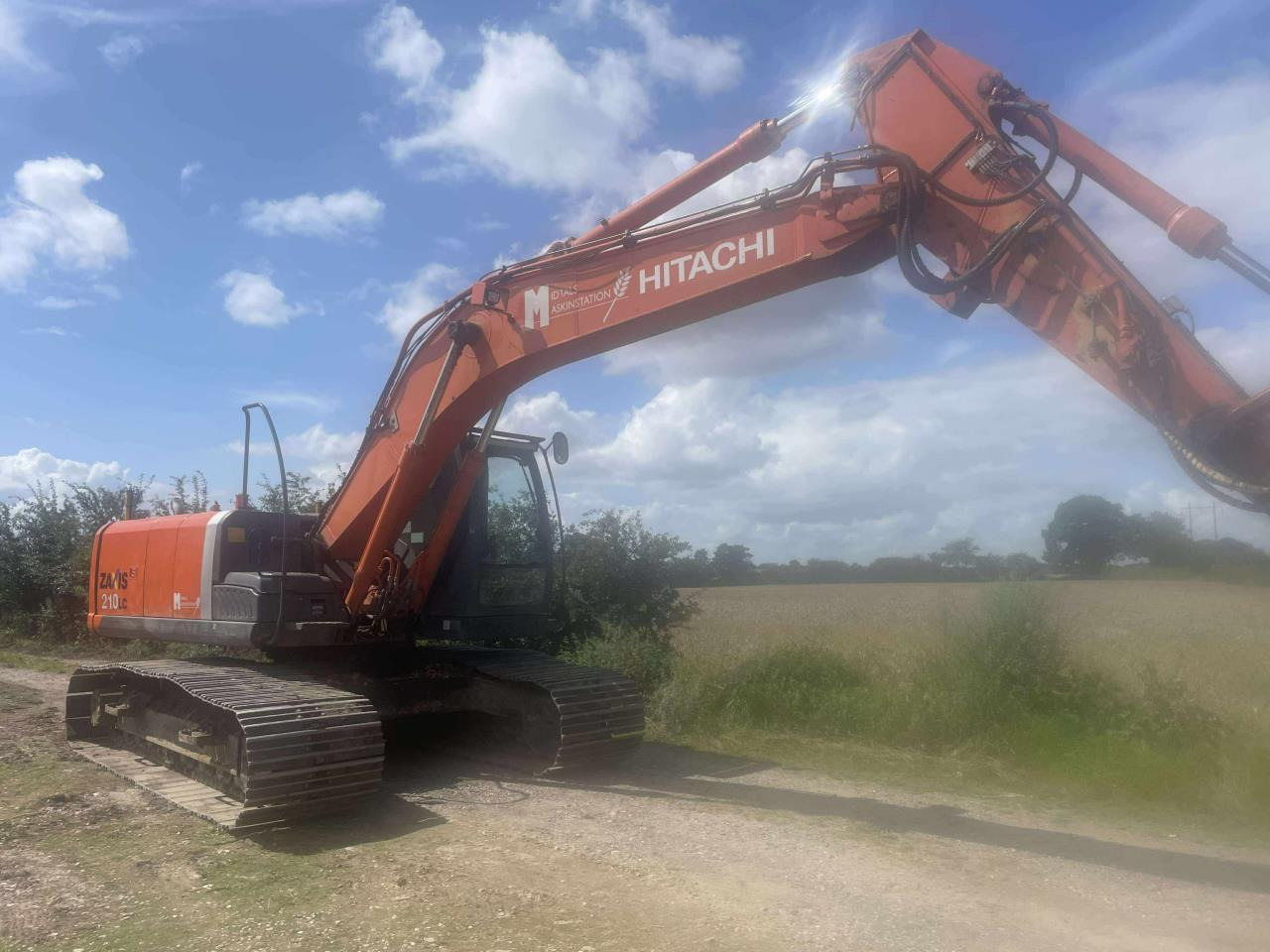 Hitachi ZX210LC-3 - Excavadora de cadenas: foto 2 Hitachi ZX210LC-3 - Excavadora de cadenas: foto 2