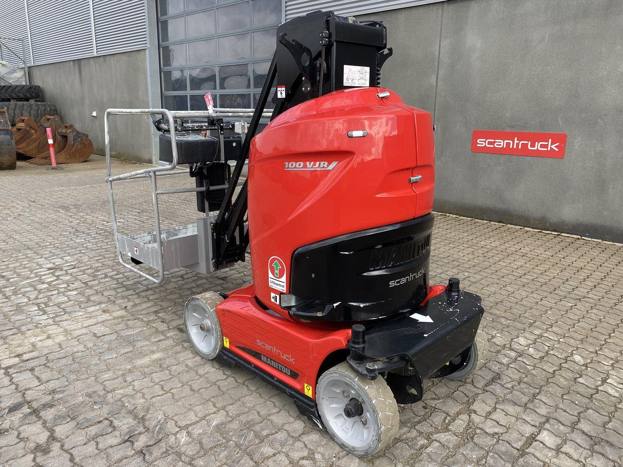 Manitou 100VJR - Plataforma de mástil vertical: foto 2 Manitou 100VJR - Plataforma de mástil vertical: foto 2