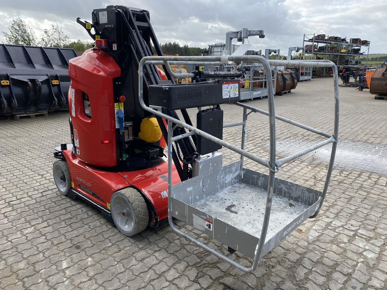 Manitou 100VJR - Plataforma de mástil vertical: foto 5 Manitou 100VJR - Plataforma de mástil vertical: foto 5