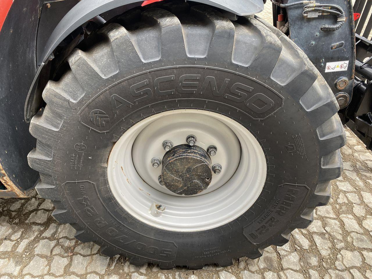 Manipulador telescópico Manitou MLT840-145PS ELITE: foto 6 Manipulador telescópico Manitou MLT840-145PS ELITE: foto 6