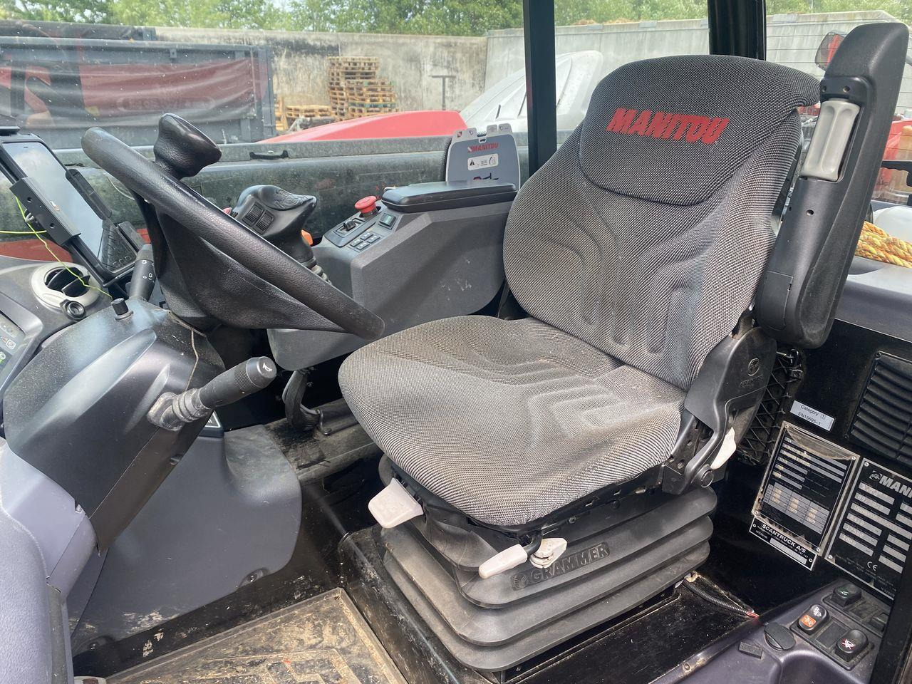 Manitou MLT840-145PS+ Elite - Manipulador telescópico: foto 3 Manitou MLT840-145PS+ Elite - Manipulador telescópico: foto 3