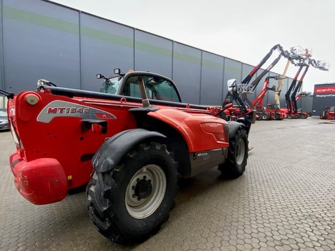 Manitou MT1840A ST3B - Manipulador telescópico: foto 3 Manitou MT1840A ST3B - Manipulador telescópico: foto 3