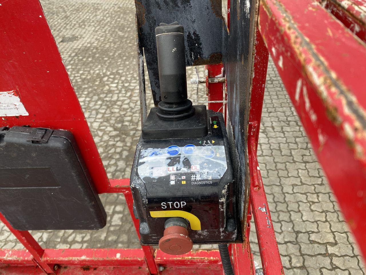 Mantall XE120W - Plataforma de tijeras: foto 3 Mantall XE120W - Plataforma de tijeras: foto 3