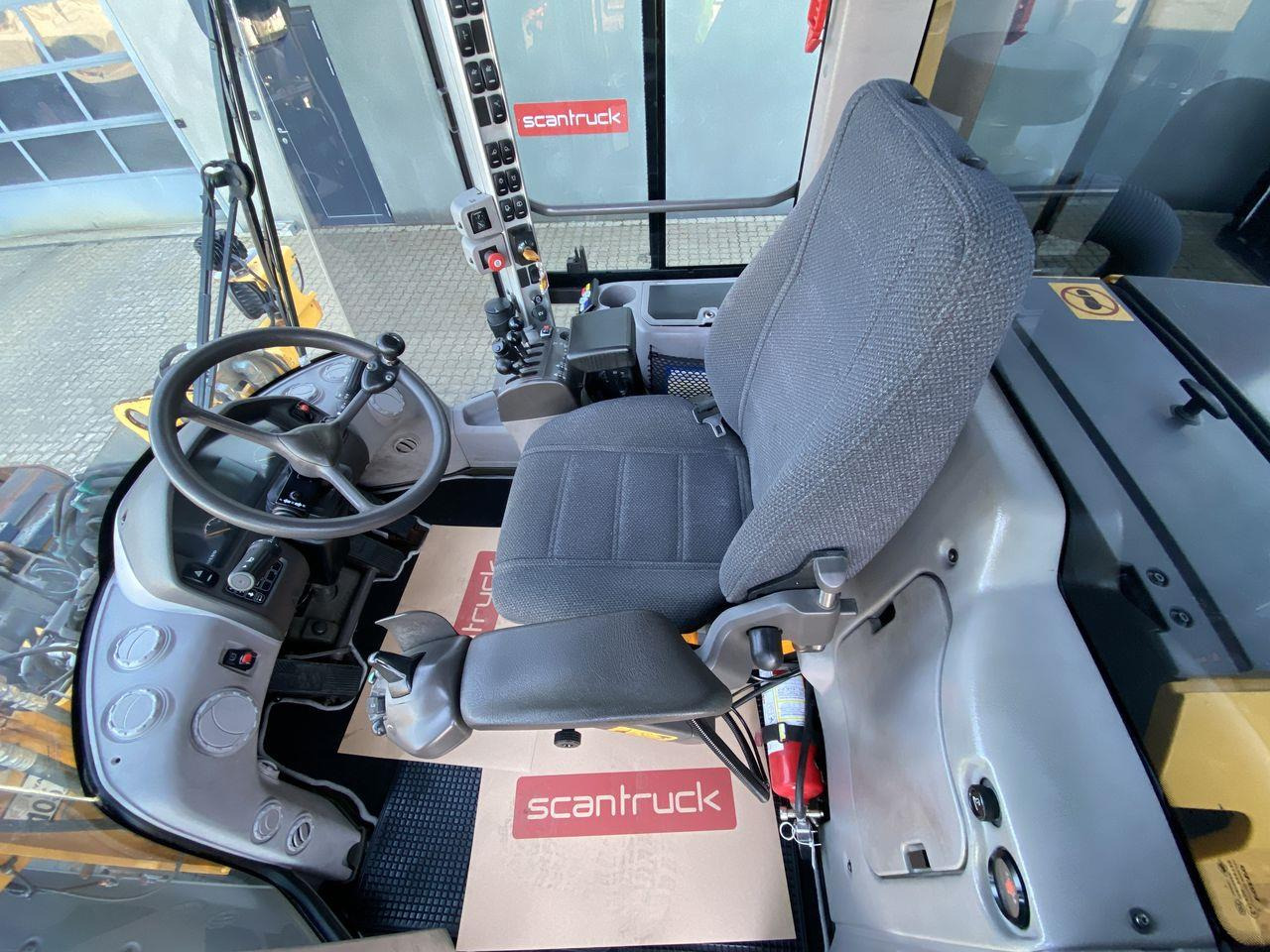 Volvo L60G - Cargadora de ruedas: foto 3 Volvo L60G - Cargadora de ruedas: foto 3