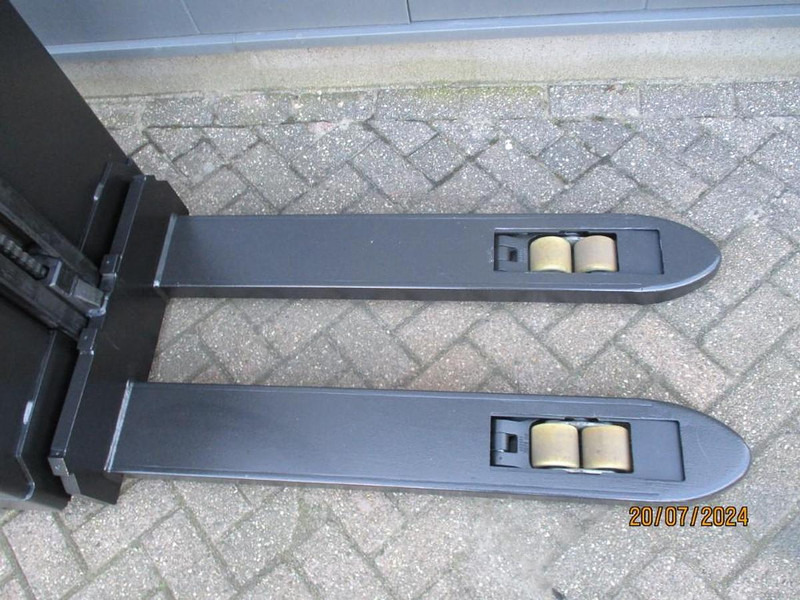 BT SWE 080L - Apilador: foto 4 BT SWE 080L - Apilador: foto 4