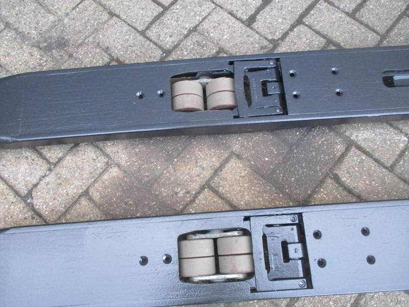 Transpaleta Toyota LPE 250: foto 8