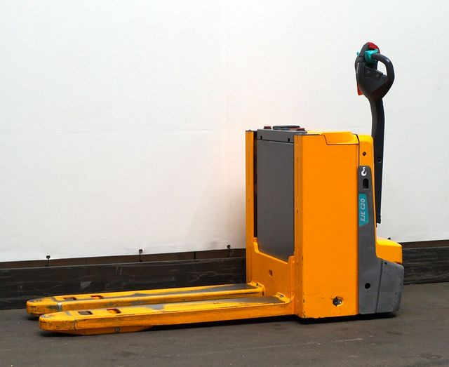 Jungheinrich EJE C20 - Transpaleta: foto 1 Jungheinrich EJE C20 - Transpaleta: foto 1