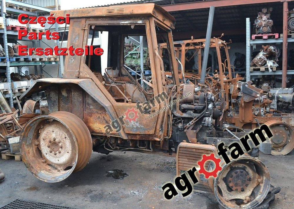 Massey Ferguson 3065 części, skrzynia biegów, oś - Piezas de recambio: foto 1 Massey Ferguson 3065 części, skrzynia biegów, oś - Piezas de recambio: foto 1
