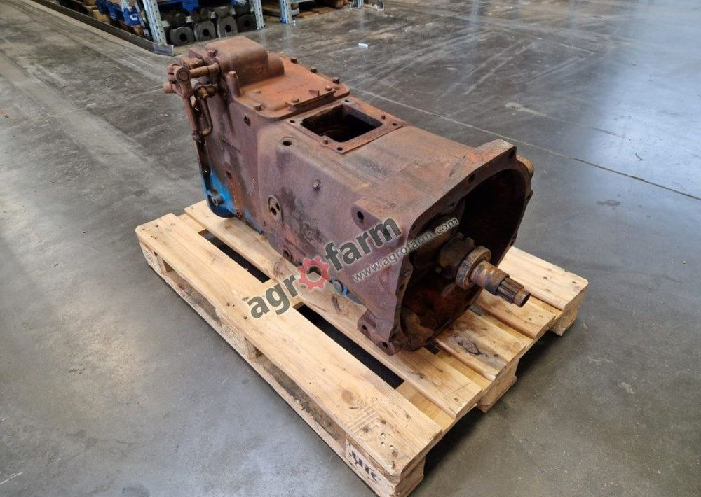 Skrzynia biegów Ford 7700, D7NN7006C - Caja de cambios: foto 4 Skrzynia biegów Ford 7700, D7NN7006C - Caja de cambios: foto 4