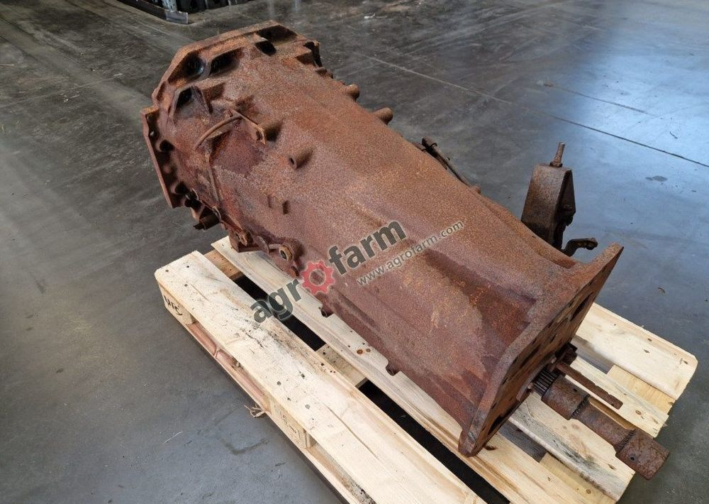 Skrzynia biegów Massey Ferguson 5445 461B9 - Caja de cambios: foto 2 Skrzynia biegów Massey Ferguson 5445 461B9 - Caja de cambios: foto 2