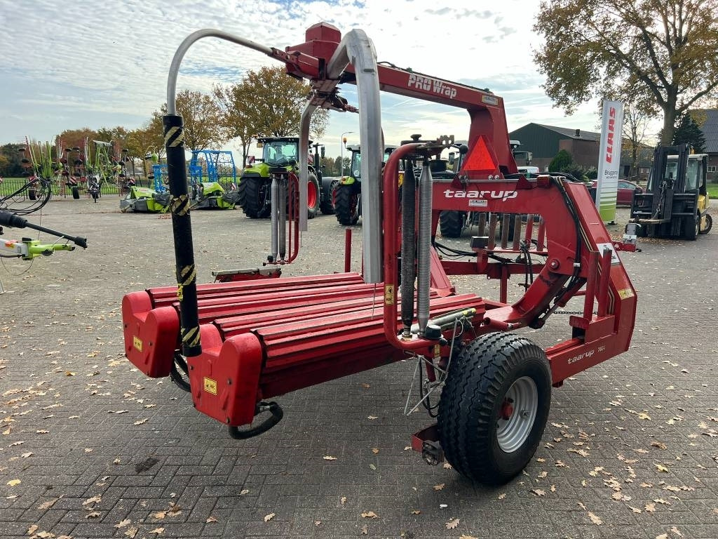 Kverneland Taarup 7664 - Encintadora de pacas: foto 5 Kverneland Taarup 7664 - Encintadora de pacas: foto 5