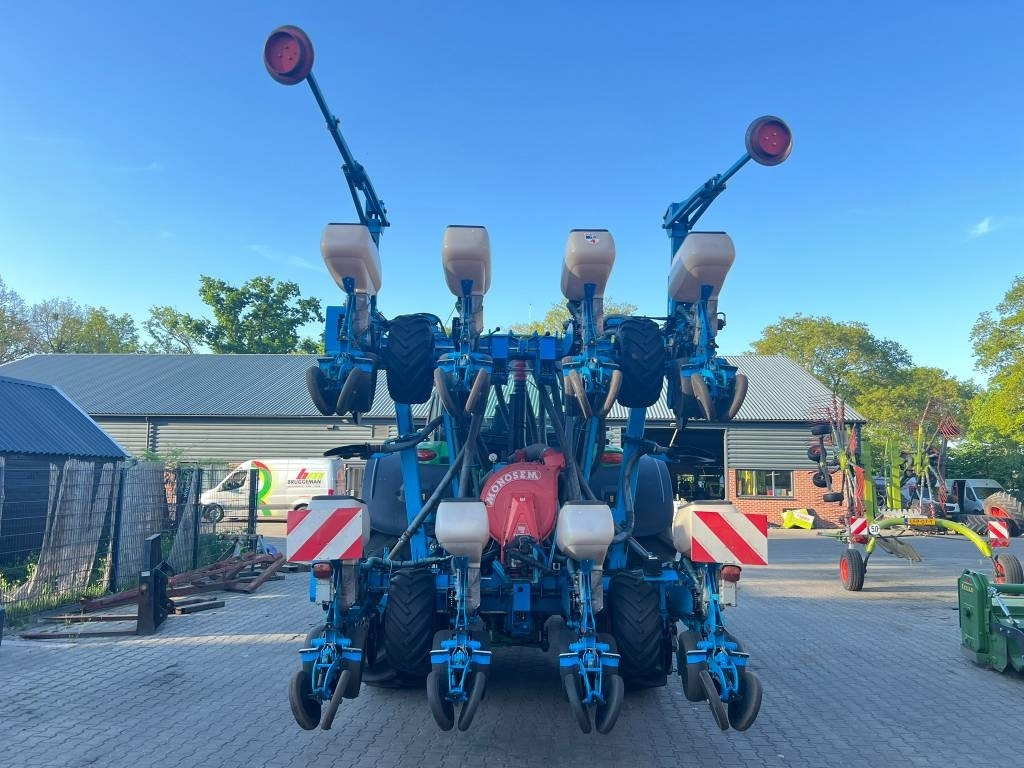 Monosem NG PLUS 8 - Sembradora de precisión: foto 2 Monosem NG PLUS 8 - Sembradora de precisión: foto 2