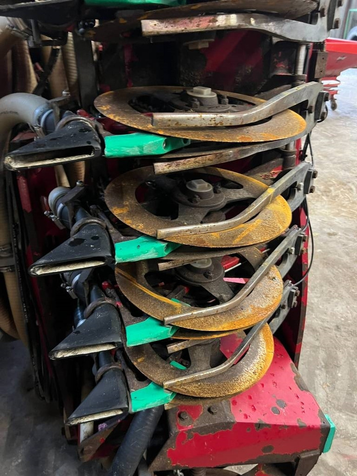 Vredo ZB3-9175 bemester - Esparcidor de estiércol: foto 4 Vredo ZB3-9175 bemester - Esparcidor de estiércol: foto 4