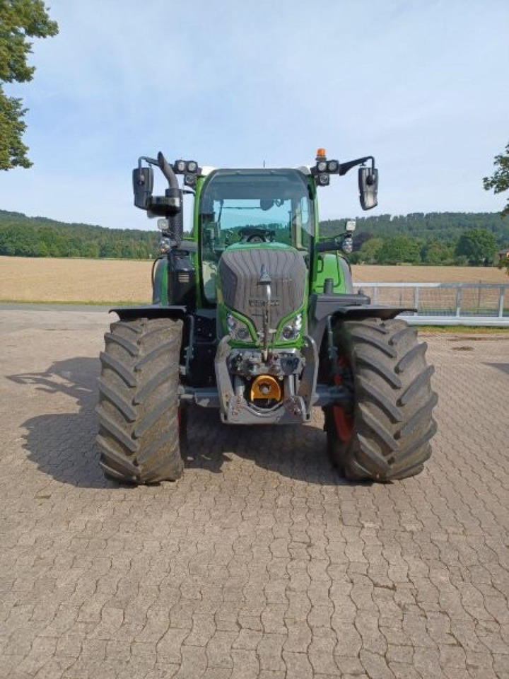 Fendt 718 S4 Vario - Tractor: foto 2 Fendt 718 S4 Vario - Tractor: foto 2