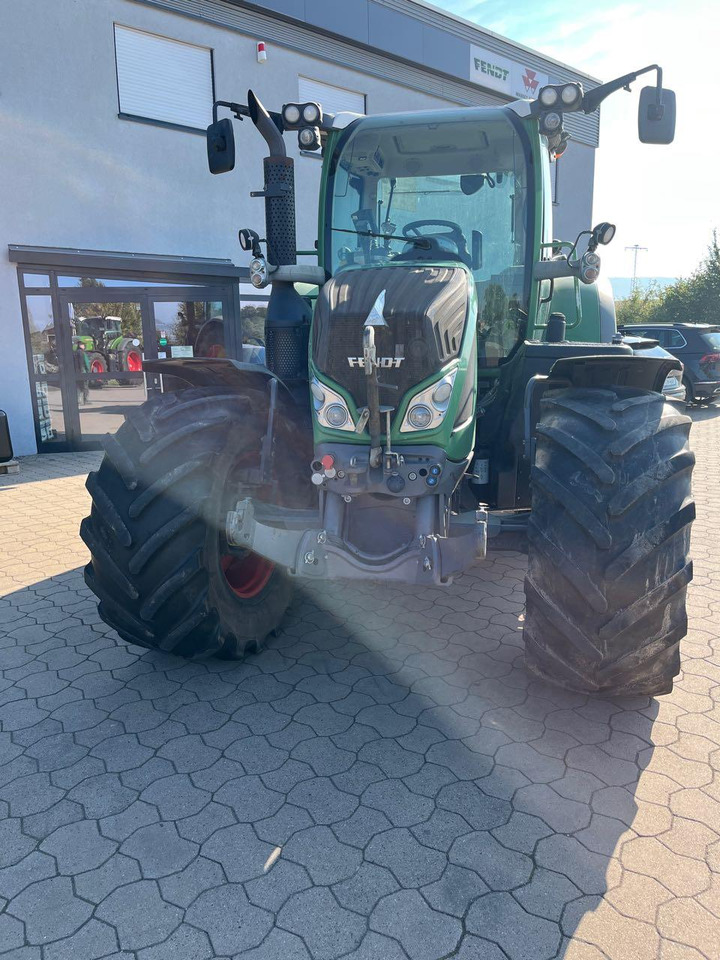 Fendt 720 Vario SCR - Tractor: foto 4 Fendt 720 Vario SCR - Tractor: foto 4