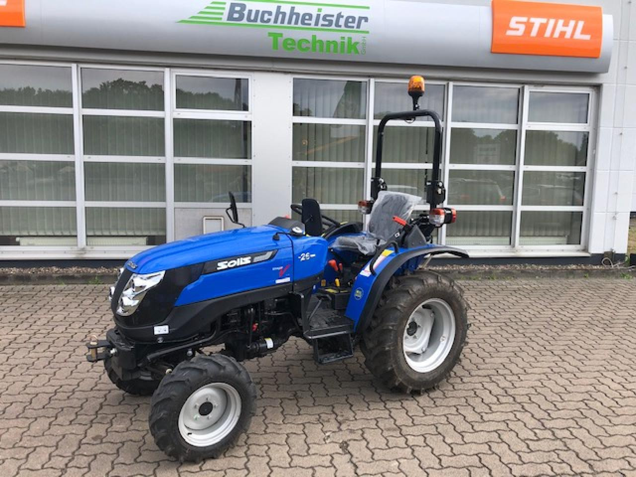 Solis 26 6+2 - Tractor: foto 1 Solis 26 6+2 - Tractor: foto 1