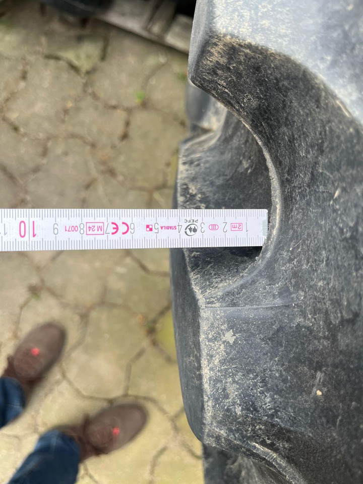 Trelleborg TM 700 - Neumático: foto 4 Trelleborg TM 700 - Neumático: foto 4