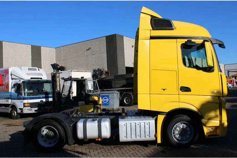 Mercedes-Benz Actros 1943 + EURO 6 + mega - Cabeza tractora: foto 4 Mercedes-Benz Actros 1943 + EURO 6 + mega - Cabeza tractora: foto 4