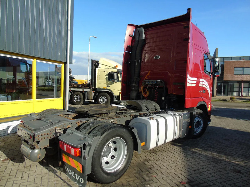 Volvo FH 460 + XL CABINE + EURO 5+ MANUAL - Cabeza tractora: foto 3 Volvo FH 460 + XL CABINE + EURO 5+ MANUAL - Cabeza tractora: foto 3
