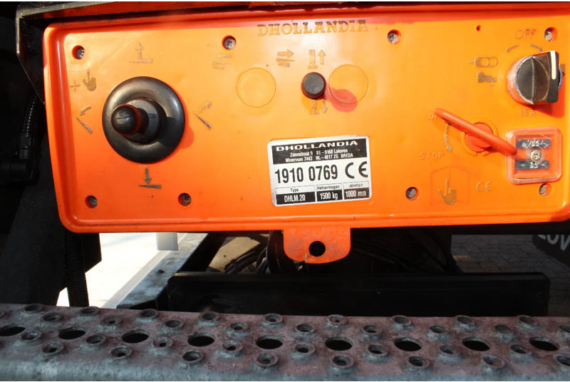 Camión caja cerrada DAF CF 260 + EURO 6 + LIFT: foto 17
