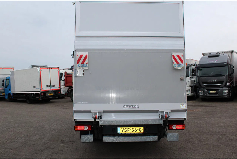 Iveco Daily 40C18 + EURO 6 + LIFT + 4T - Furgoneta caja cerrada: foto 5 Iveco Daily 40C18 + EURO 6 + LIFT + 4T - Furgoneta caja cerrada: foto 5