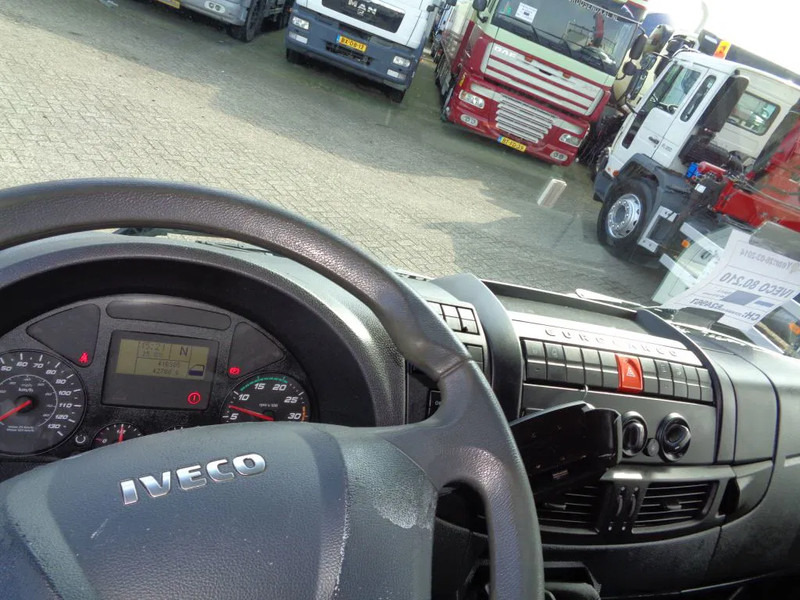 Iveco Eurocargo 80EL21 Manual + Euro 6 + Dhollandia Lift - Camión lona: foto 4 Iveco Eurocargo 80EL21 Manual + Euro 6 + Dhollandia Lift - Camión lona: foto 4