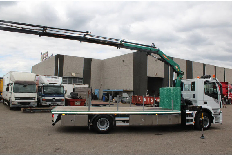 Iveco Stralis 400 + PM SERIE 13 4X HYDROLIC + EURO 6 + REMOTE - Camión grúa: foto 3 Iveco Stralis 400 + PM SERIE 13 4X HYDROLIC + EURO 6 + REMOTE - Camión grúa: foto 3