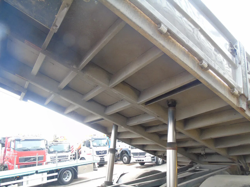 Camión grúa MAN TGM 18.250 + PALFINGER 11.001K + TIPPER + EURO 5: foto 14 Camión grúa MAN TGM 18.250 + PALFINGER 11.001K + TIPPER + EURO 5: foto 14